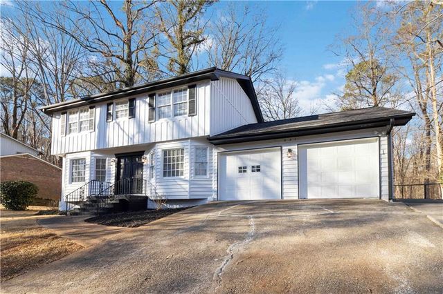 631 Bralorne Drive, Stone Mountain, GA 30087