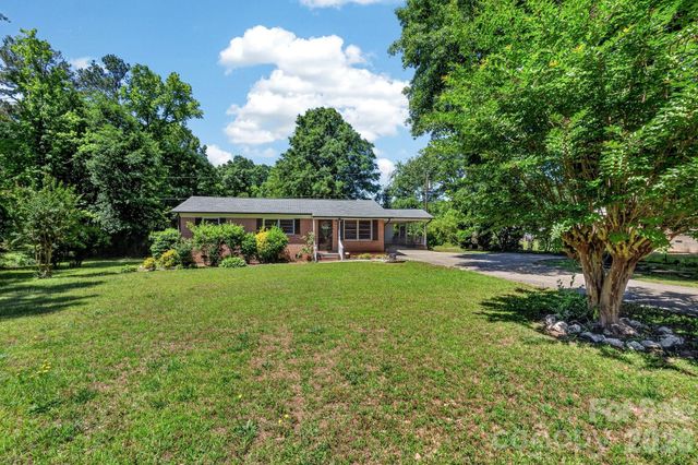 2644 Quiet Acres Road, Lancaster, SC 29720