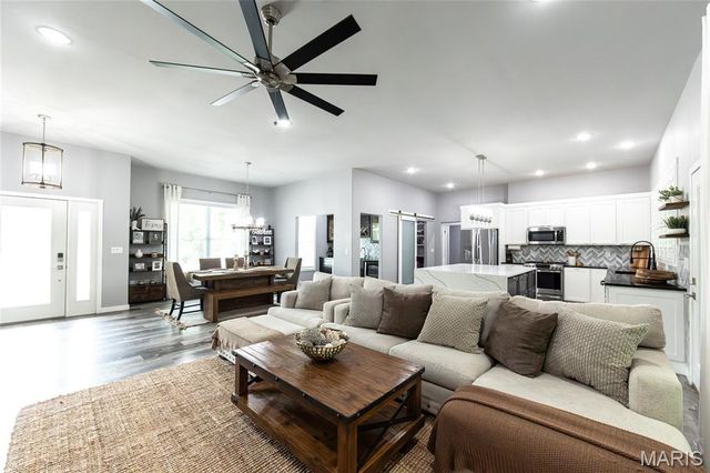 11475 Slate Circle, Rolla, MO 65401