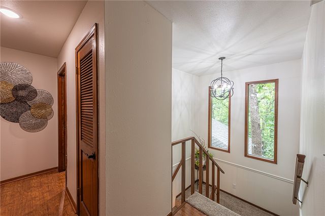 1146 N Eastwood Drive, Fayetteville, AR 72701