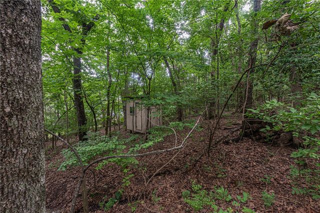 1146 N Eastwood Drive, Fayetteville, AR 72701