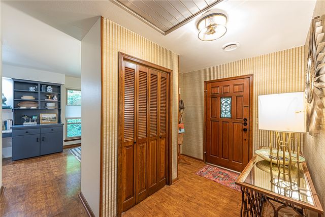 1146 N Eastwood Drive, Fayetteville, AR 72701