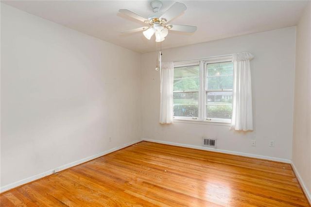 1060 Oakdale Drive SE, Smyrna, GA 30080