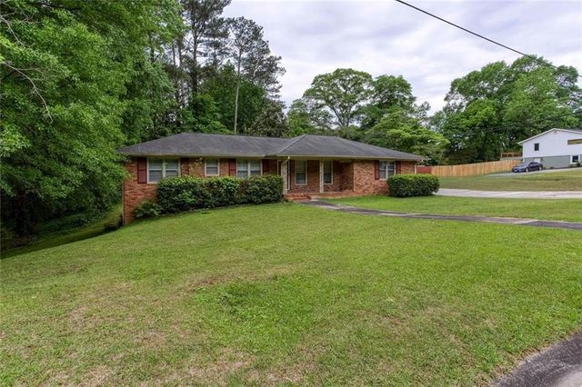 1060 Oakdale Drive SE, Smyrna, GA 30080