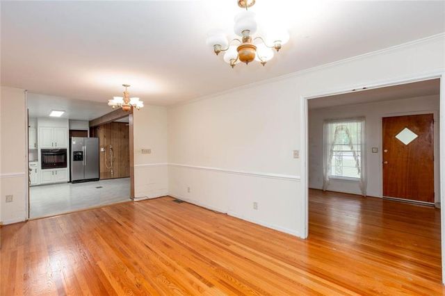 1060 Oakdale Drive SE, Smyrna, GA 30080
