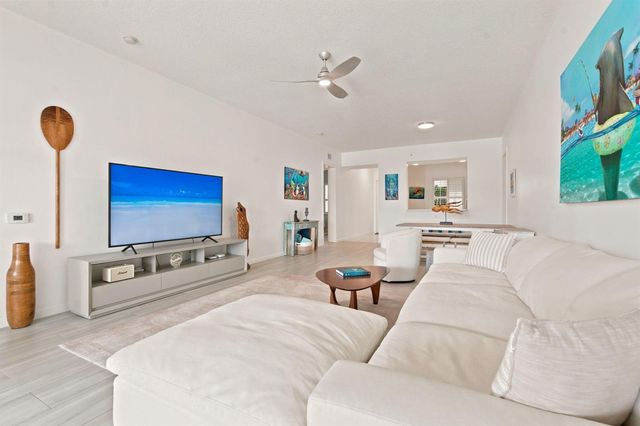 11 Harbour Isle Drive W 206, Fort Pierce, FL 34949