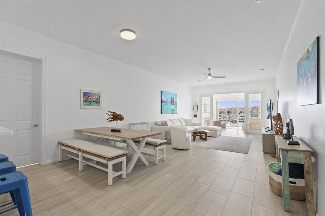 11 Harbour Isle Drive W 206, Fort Pierce, FL 34949