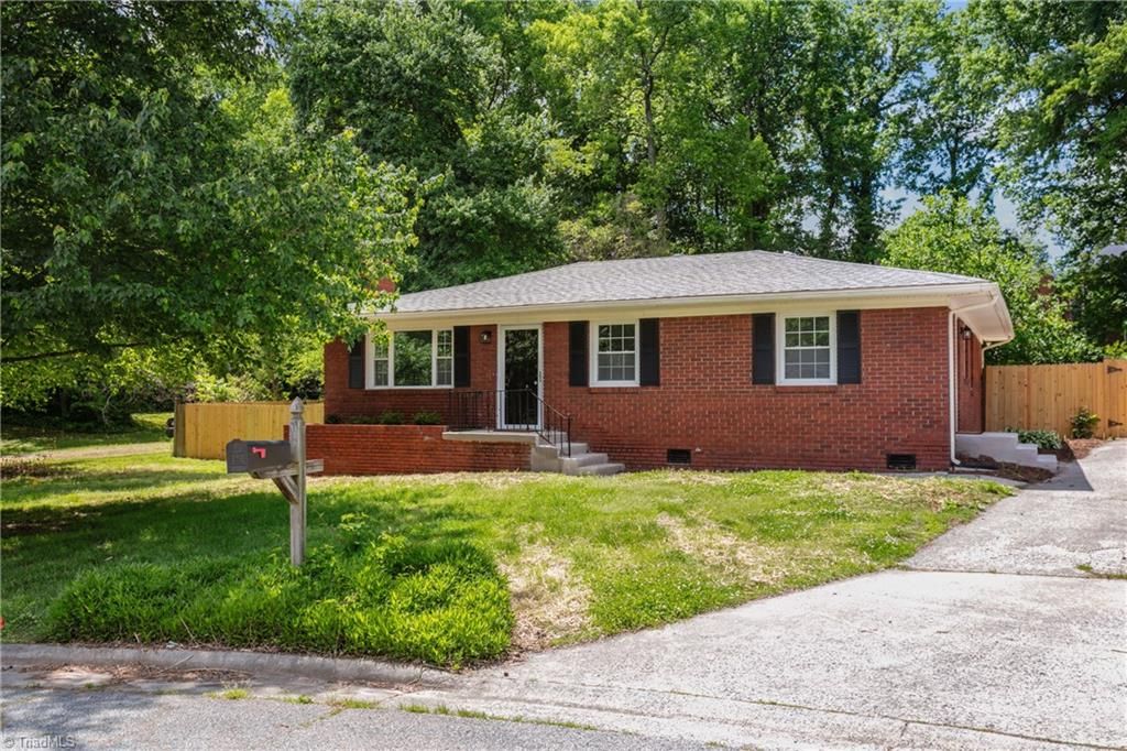 506 Rosebriar Court, Greensboro, NC 27407