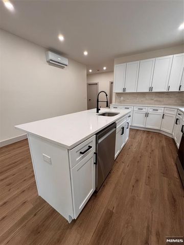 397 13th Street 2, Newark, NJ 07107