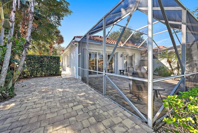 4789 Valencia Drive, Delray Beach, FL 33445