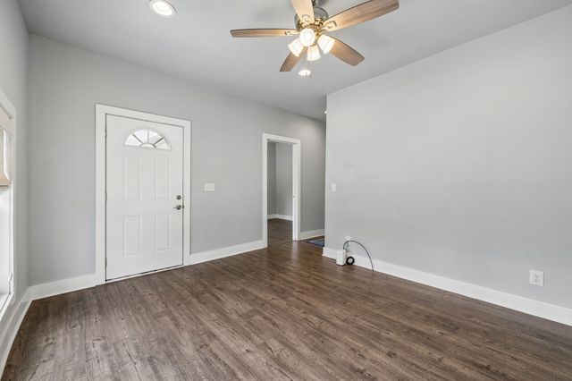 1617 Dr Db Todd Jr Blvd, Nashville, TN 37208