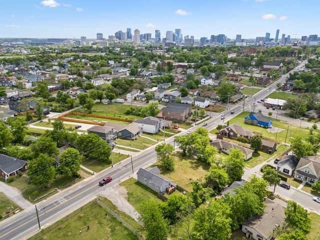 1617 Dr Db Todd Jr Blvd, Nashville, TN 37208