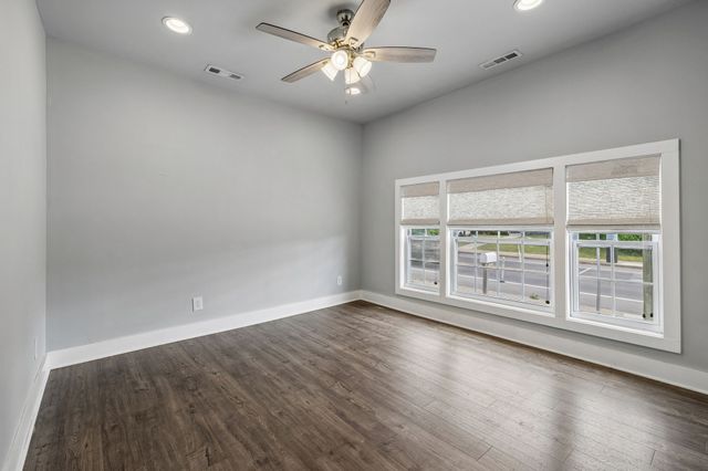 1617 Dr Db Todd Jr Blvd, Nashville, TN 37208