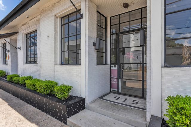 1617 Dr Db Todd Jr Blvd, Nashville, TN 37208