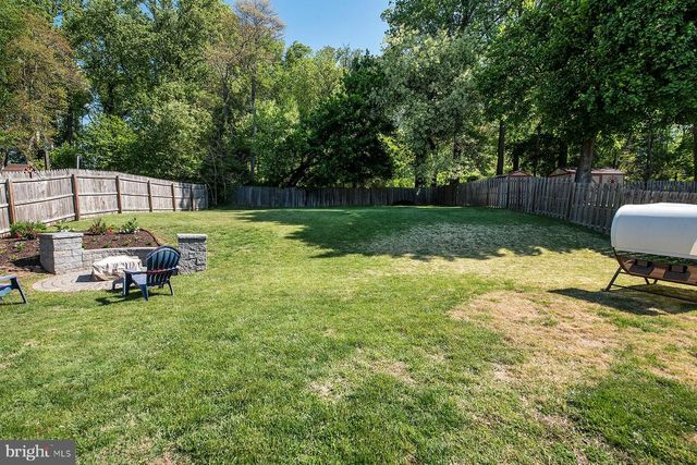 276 CLAMER, Ewing, NJ 08628