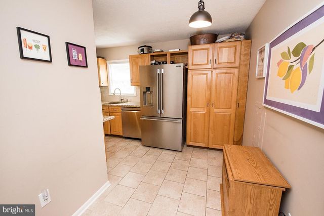 276 CLAMER, Ewing, NJ 08628