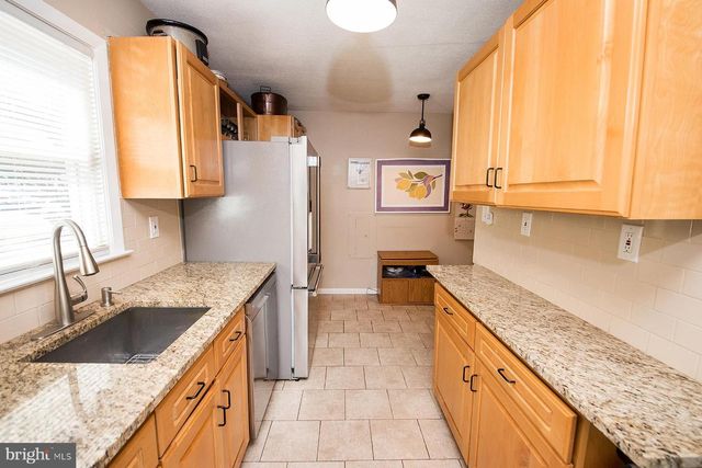 276 CLAMER, Ewing, NJ 08628