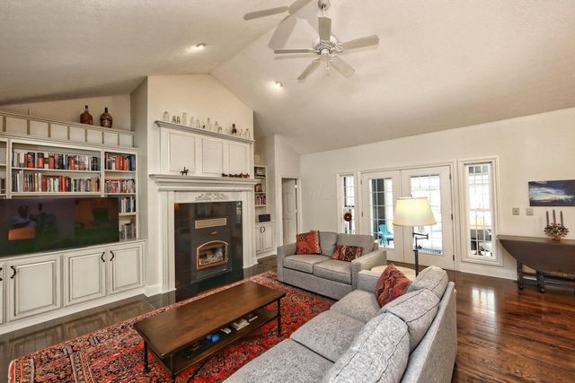 7219 Johnstown Road, Mount Vernon, OH 43050