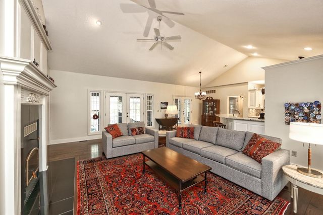 7219 Johnstown Road, Mount Vernon, OH 43050