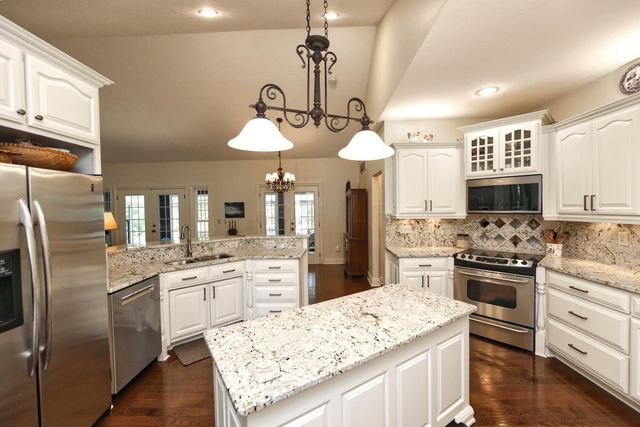 7219 Johnstown Road, Mount Vernon, OH 43050