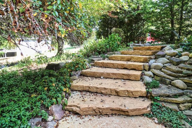 7219 Johnstown Road, Mount Vernon, OH 43050