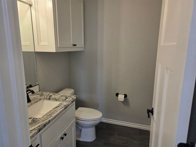 5976 NE Tadpole Dr, Elgin, OK 73538