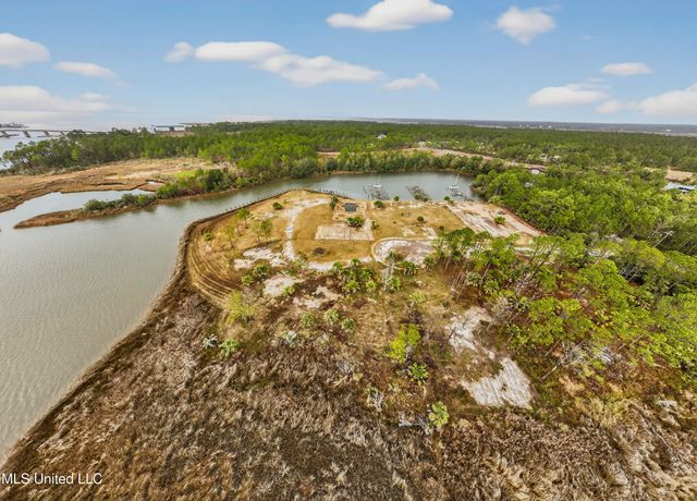 24616 Yacht Club Drive, Pass Christian, MS 39571