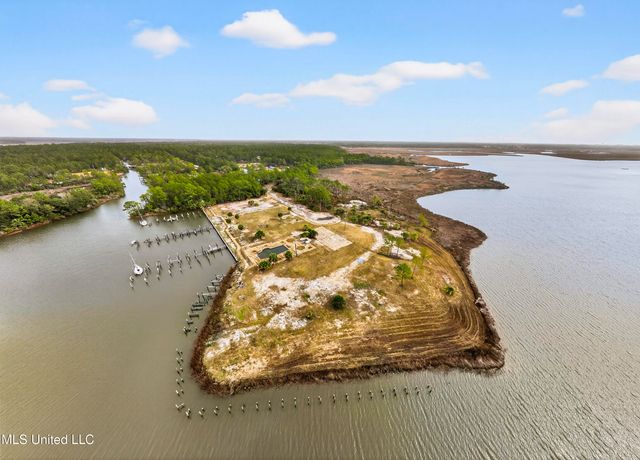 24616 Yacht Club Drive, Pass Christian, MS 39571