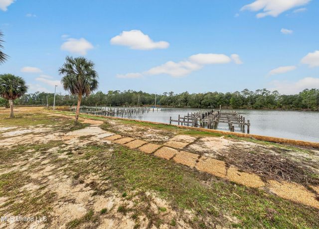 24616 Yacht Club Drive, Pass Christian, MS 39571