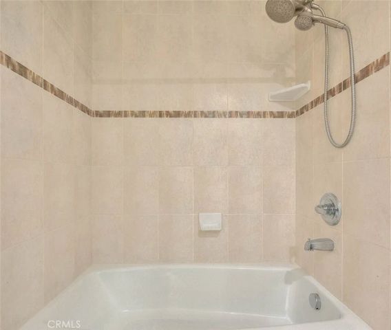 572 E San Jose Avenue 104, Burbank, CA 91501