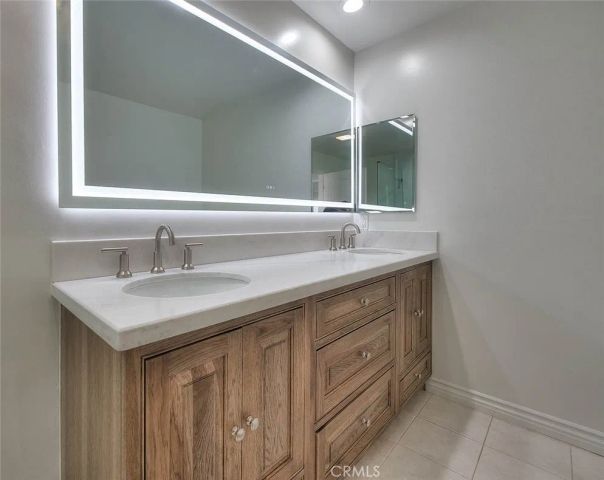 572 E San Jose Avenue 104, Burbank, CA 91501