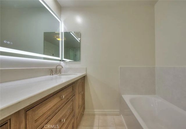 572 E San Jose Avenue 104, Burbank, CA 91501