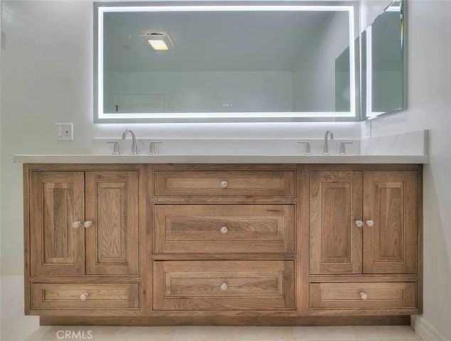 572 E San Jose Avenue 104, Burbank, CA 91501