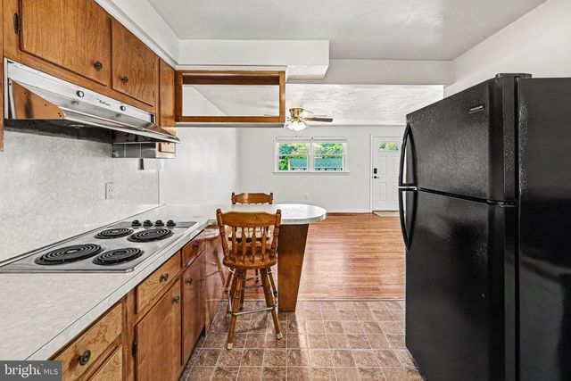211 FERN AVENUE, Carlisle, PA 17013