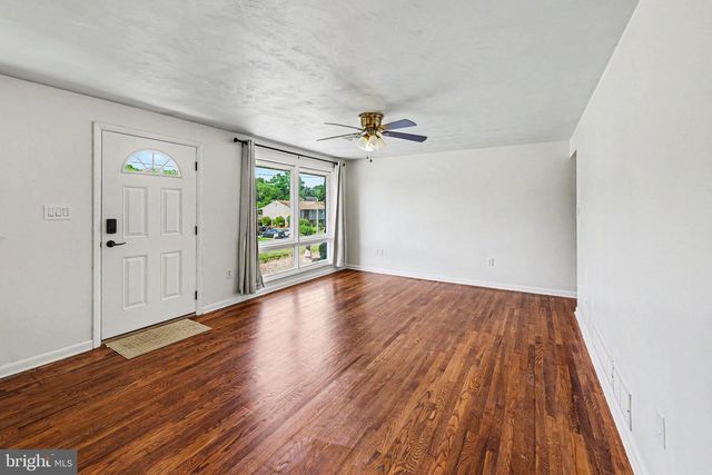 211 FERN AVENUE, Carlisle, PA 17013