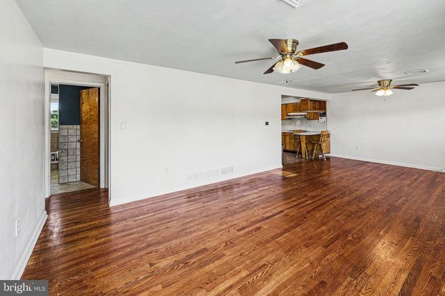 211 FERN AVENUE, Carlisle, PA 17013