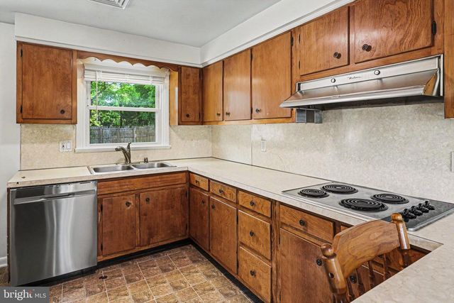 211 FERN AVENUE, Carlisle, PA 17013