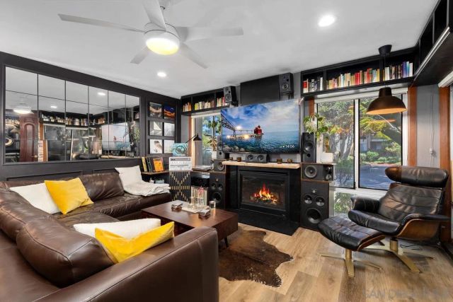 1775 Diamond 105, San Diego, CA 92109