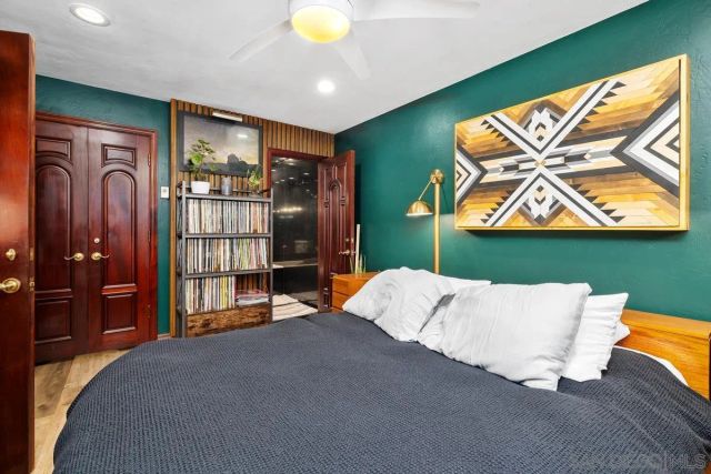 1775 Diamond 105, San Diego, CA 92109