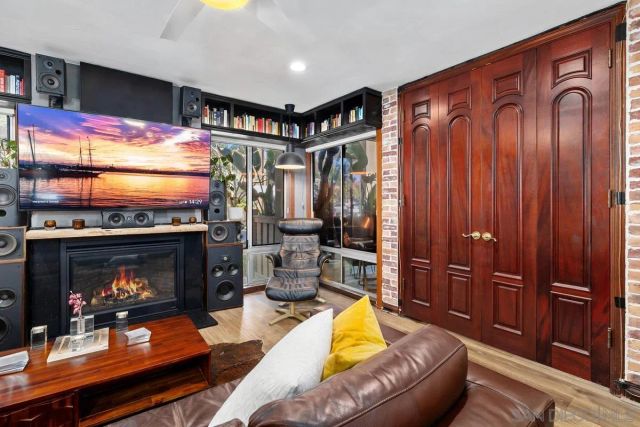 1775 Diamond 105, San Diego, CA 92109