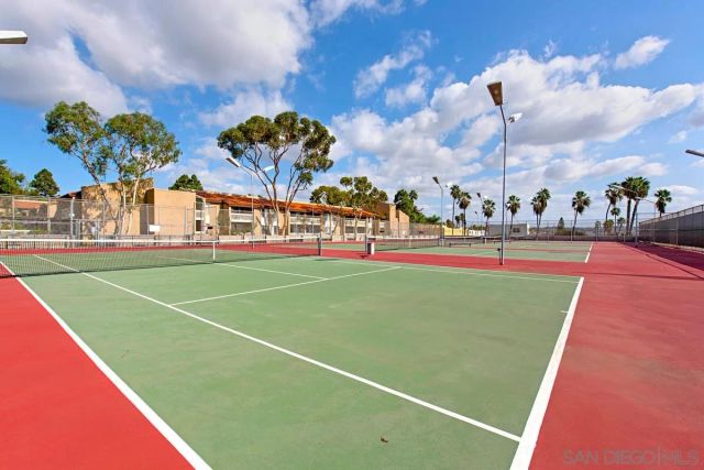1775 Diamond 105, San Diego, CA 92109