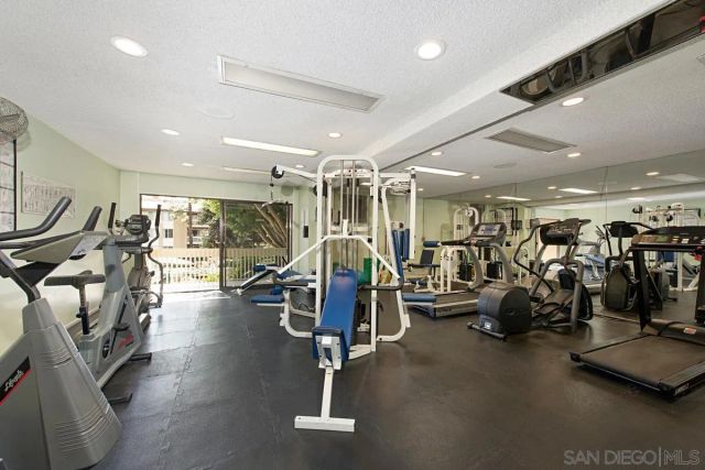 1775 Diamond 105, San Diego, CA 92109