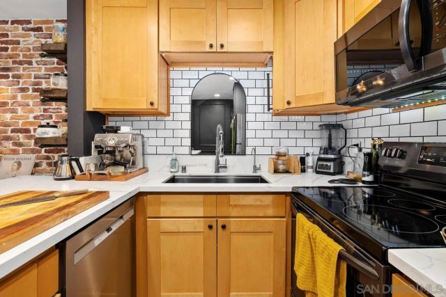 1775 Diamond 105, San Diego, CA 92109