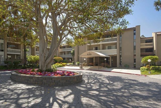 1775 Diamond 105, San Diego, CA 92109