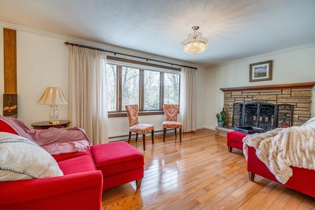 697 Florence Road, Northampton, MA 01062