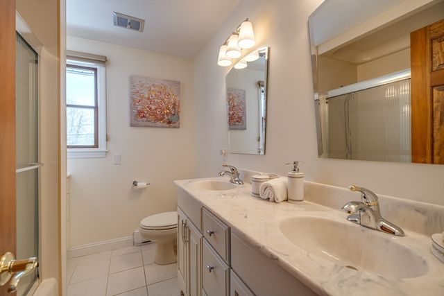 697 Florence Road, Northampton, MA 01062