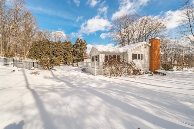 697 Florence Road, Northampton, MA 01062