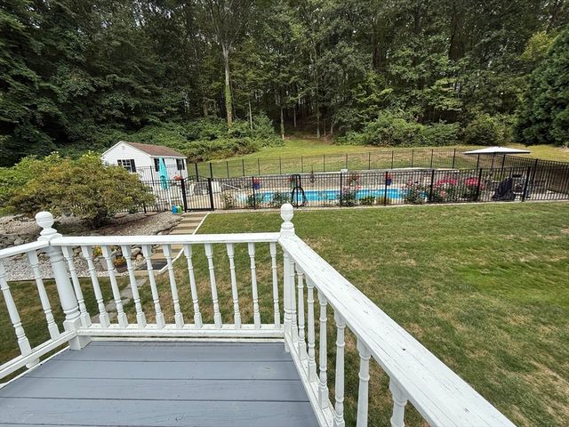 697 Florence Road, Northampton, MA 01062