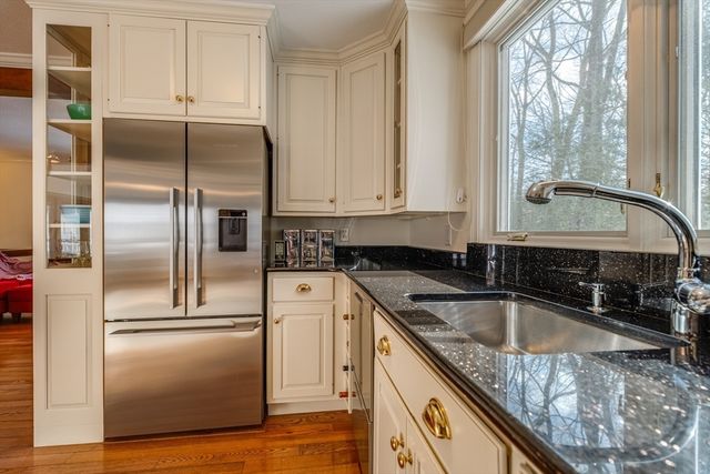 697 Florence Road, Northampton, MA 01062