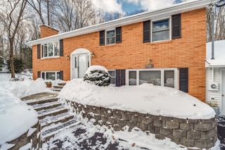 697 Florence Road, Northampton, MA 01062